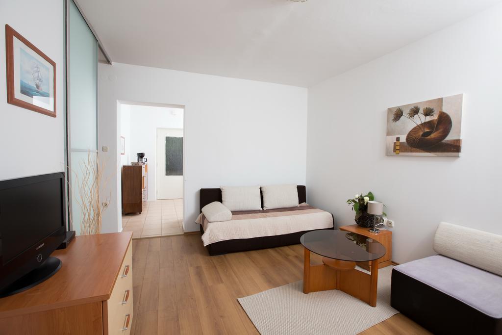 Garden Apartment